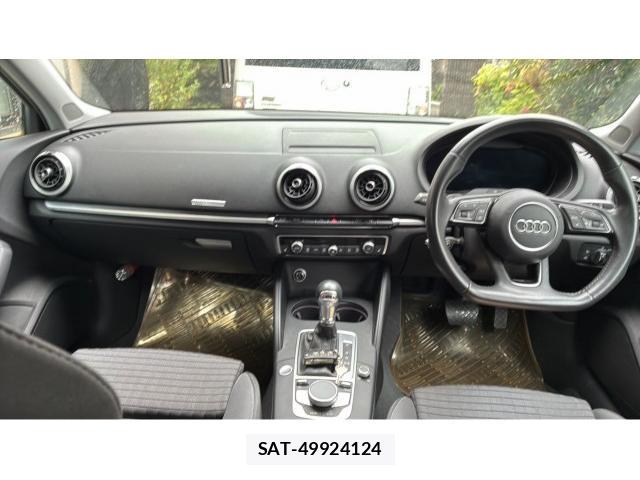 Audi A3 SEDAN 2017-09 8874862-2
