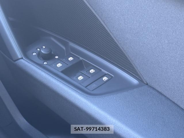 Audi A3 2021-08 8872669-13