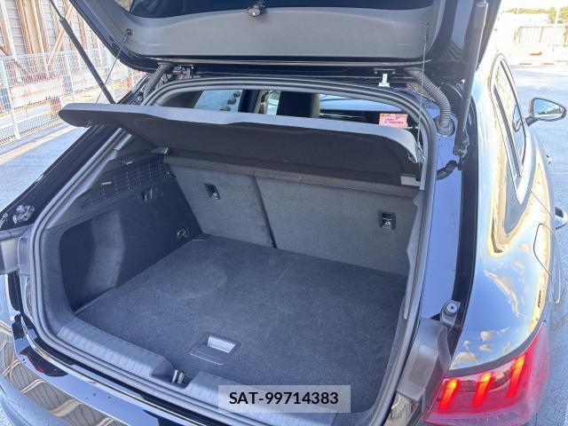 Audi A3 2021-08 8872669-17