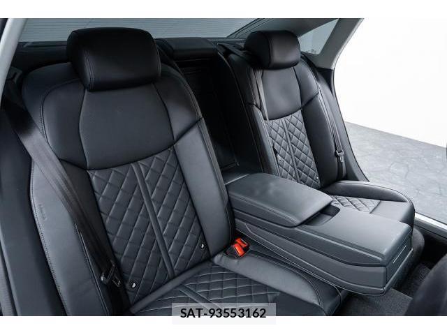 Audi A8 2018-11 8874326-14