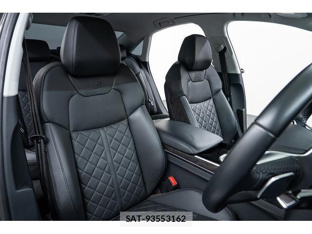 Audi A8 2018-11 8874326-3
