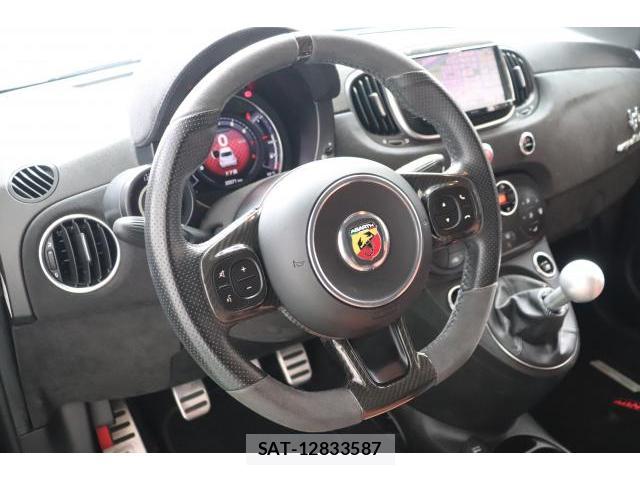 Abarth 595 2018-05 8874941-13