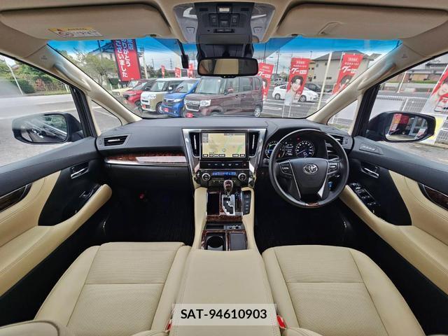 Toyota ALPHARD HYBRID 2018-07 8873601-1
