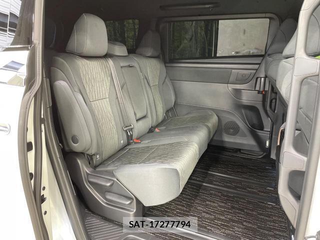 Toyota ALPHARD HYBRID 2025-09 8874699-7