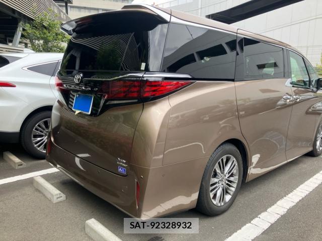 Toyota ALPHARD HYBRID 2023-09 8875616-13