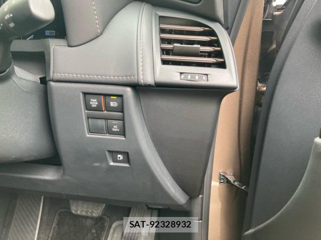 Toyota ALPHARD HYBRID 2023-09 8875616-9