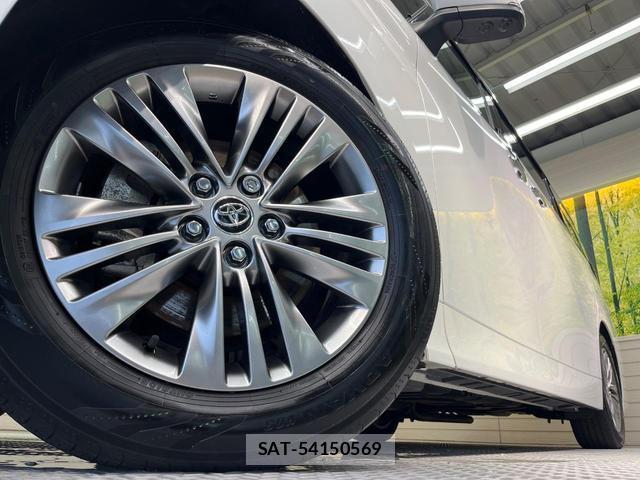 Toyota ALPHARD HYBRID 2024-08 8875676-12