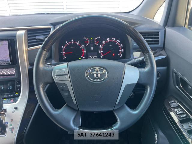 Toyota ALPHARD 2013-10 8872705-11