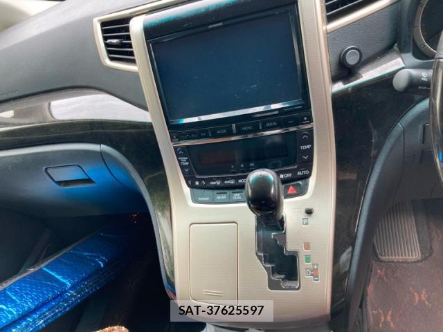 Toyota ALPHARD 2014-02 8873535-17