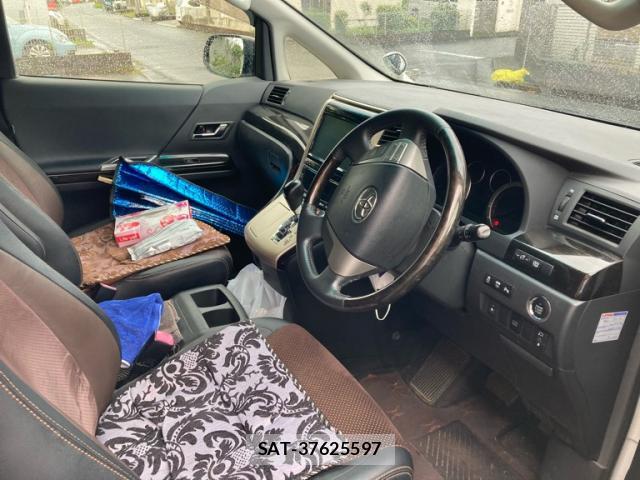 Toyota ALPHARD 2014-02 8873535-9