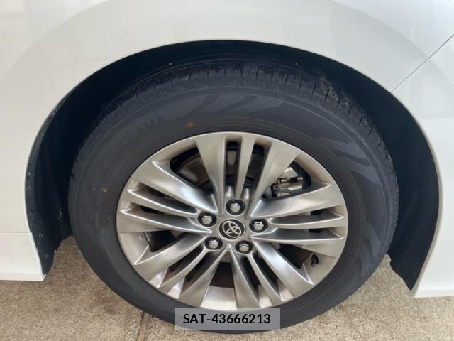 Toyota ALPHARD 2025-09 8873711-12