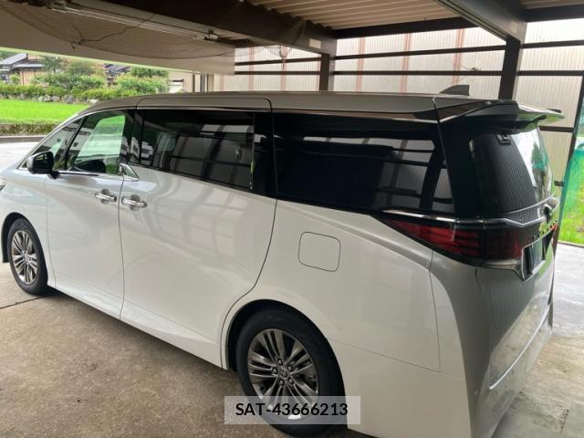 Toyota ALPHARD 2025-09 8873711-13
