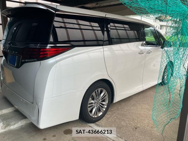 Toyota ALPHARD 2025-09 8873711-2