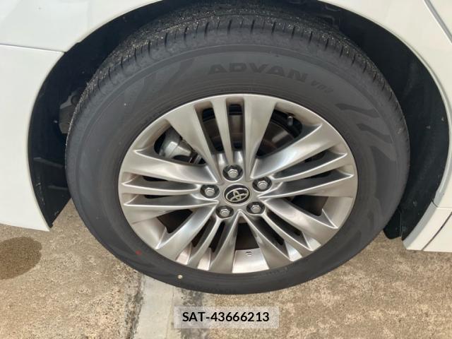 Toyota ALPHARD 2025-09 8873711-3