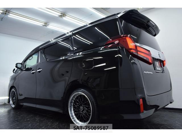 Toyota ALPHARD 2018-05 8874069-1