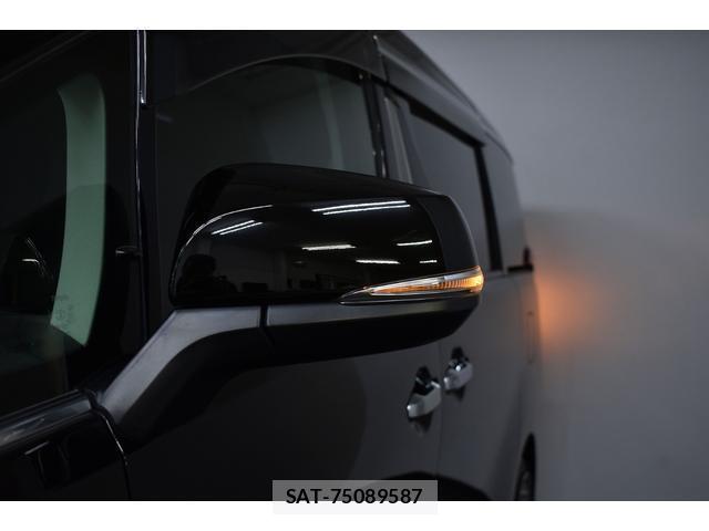 Toyota ALPHARD 2018-05 8874069-18
