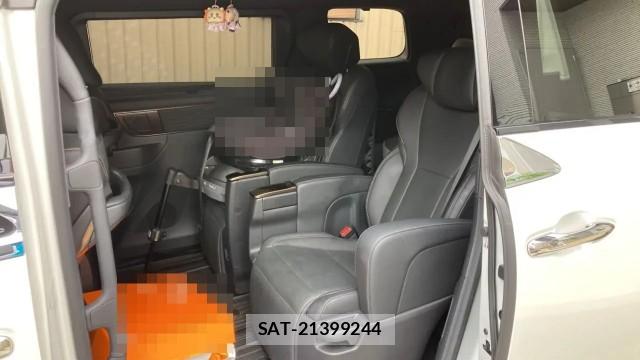 Toyota ALPHARD 2024-06 8874439-6