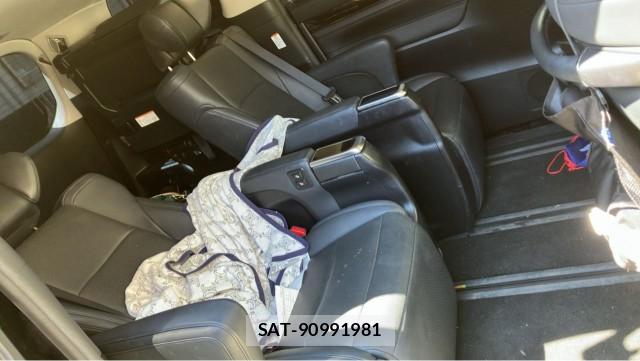 Toyota ALPHARD 2021-03 8874447-6