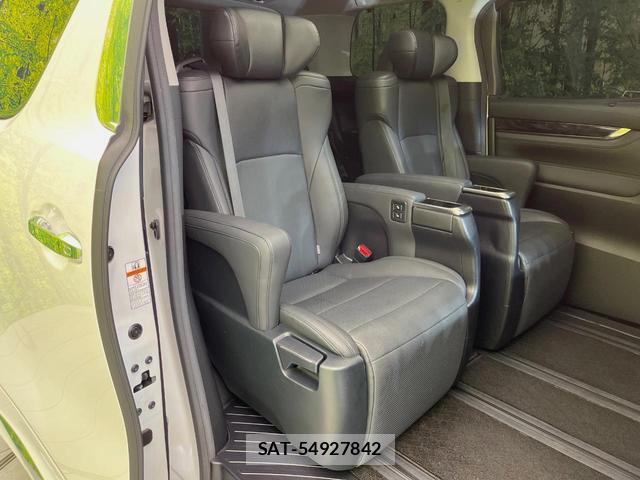 Toyota ALPHARD 2021-04 8874840-8