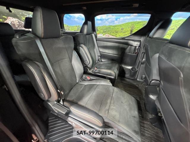 Toyota ALPHARD 2021-02 8874851-8