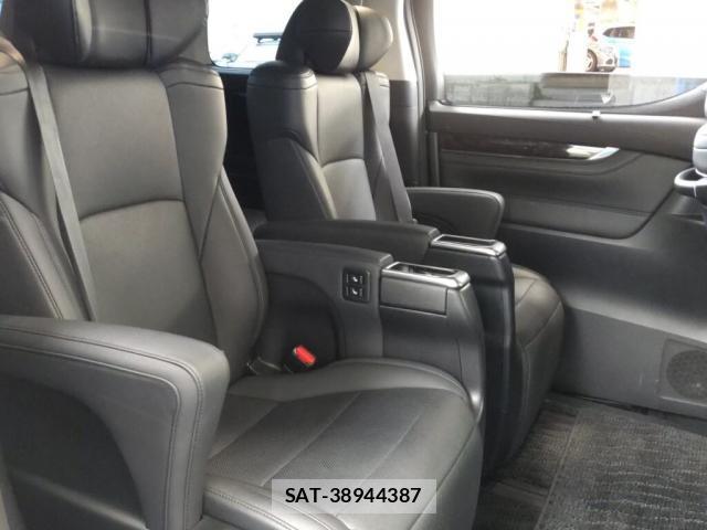 Toyota ALPHARD 2023-03 8874927-3