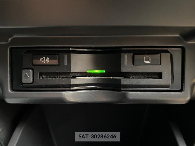 Toyota ALPHARD 2013-10 8875470-14