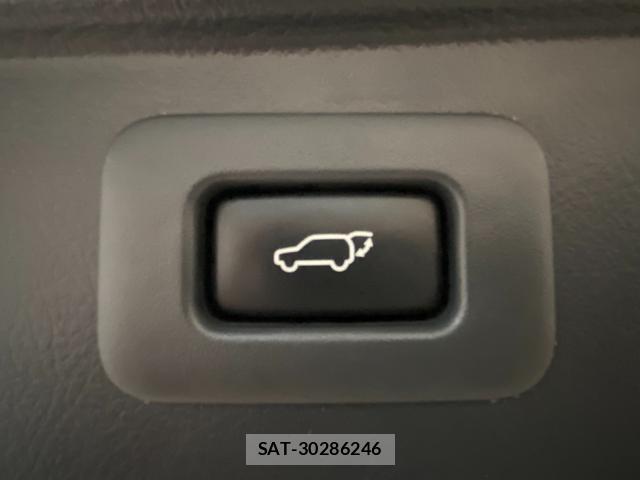 Toyota ALPHARD 2013-10 8875470-16