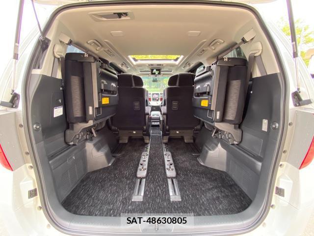Toyota ALPHARD 2008-06 8875471-17