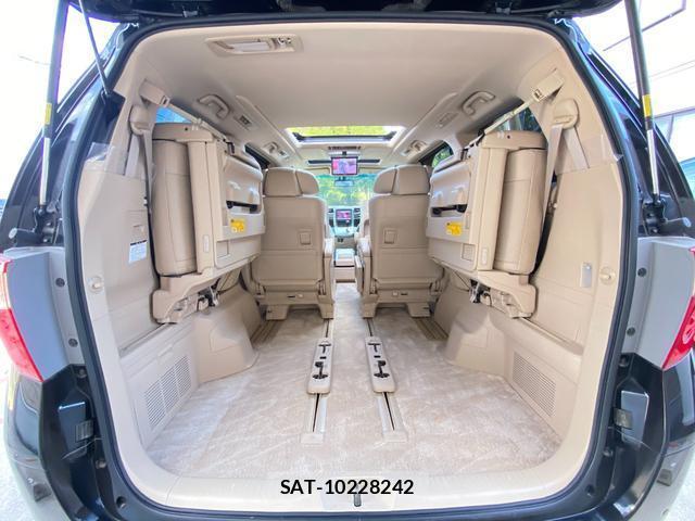 Toyota ALPHARD 2013-05 8875473-17