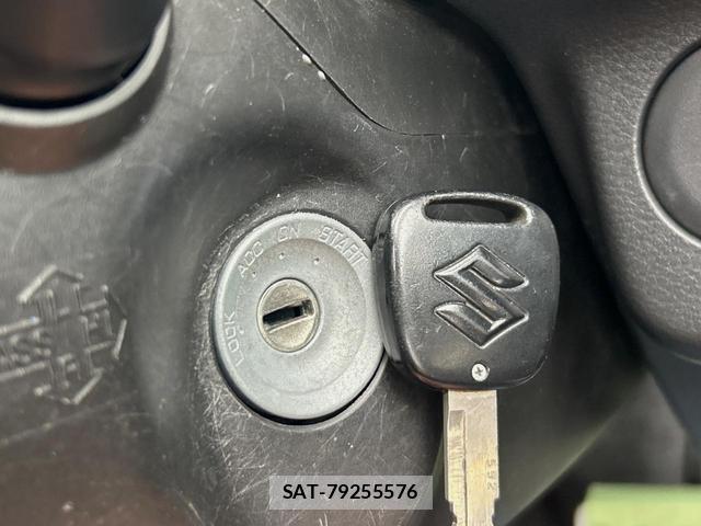 Suzuki ALTO 2015-01 8873217-3