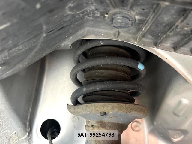 Suzuki ALTO 2015-12 8873993-19