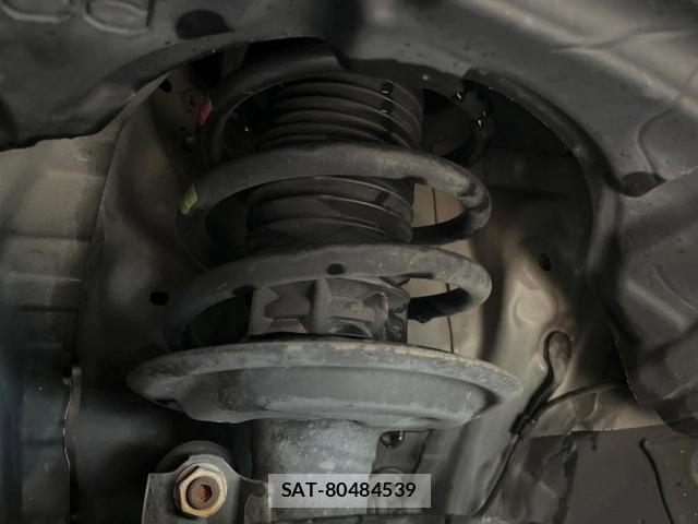Toyota AQUA 2017-11 8872579-19