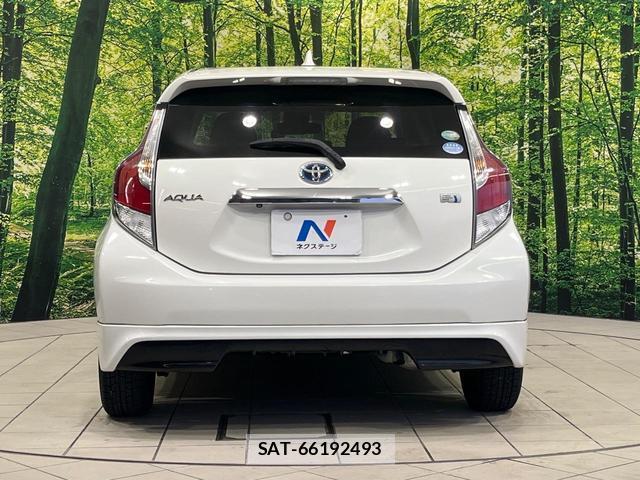 Toyota AQUA 2016-07 8872583-15