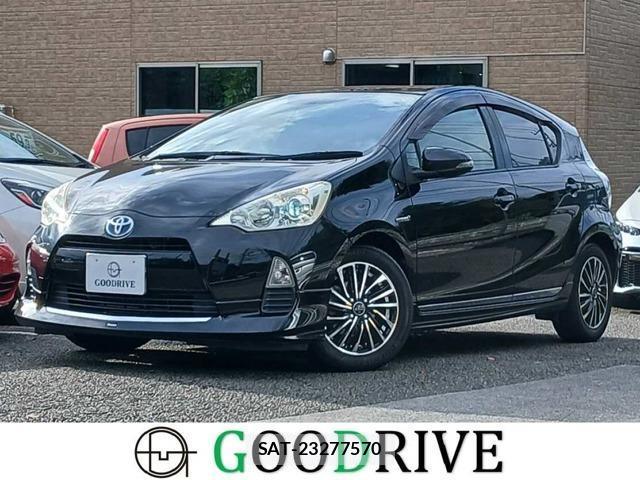 Toyota AQUA 2012-06 8872622-0