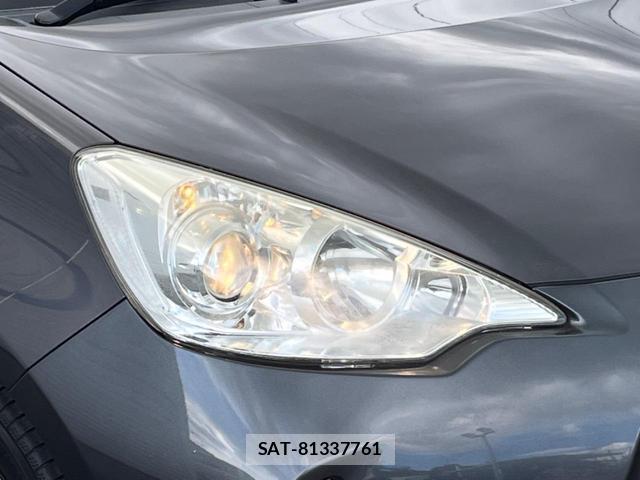 Toyota AQUA 2013-09 8872649-11