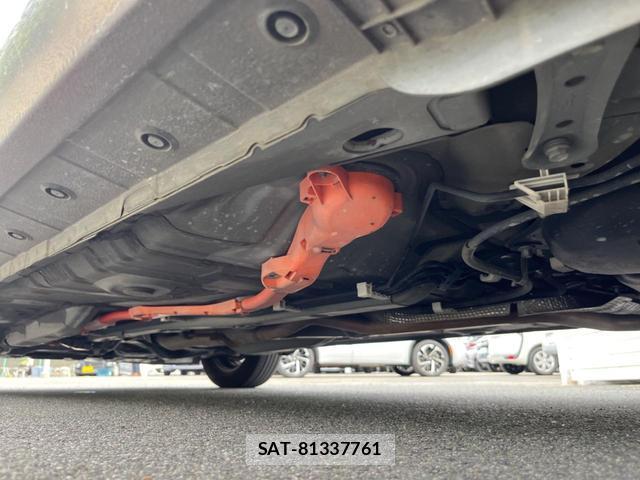 Toyota AQUA 2013-09 8872649-19