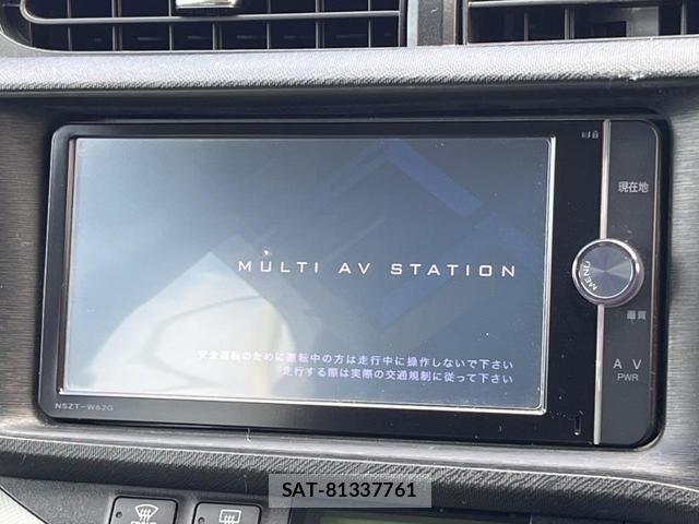 Toyota AQUA 2013-09 8872649-2