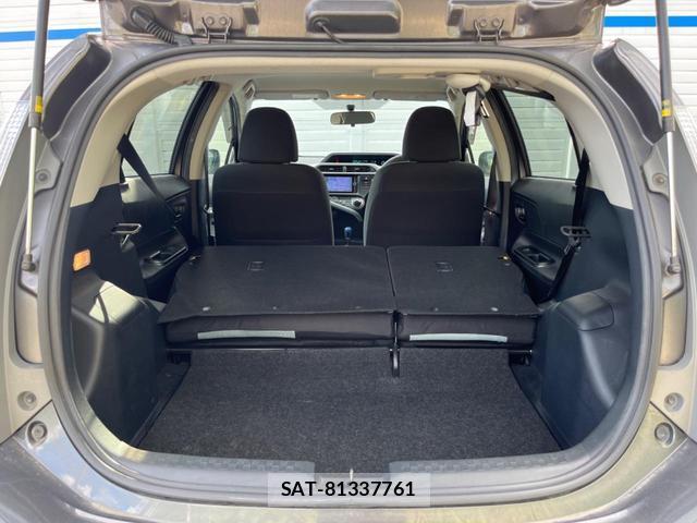 Toyota AQUA 2013-09 8872649-9