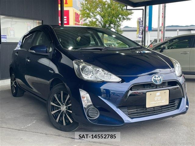 Toyota AQUA 2017-03 8872662-2