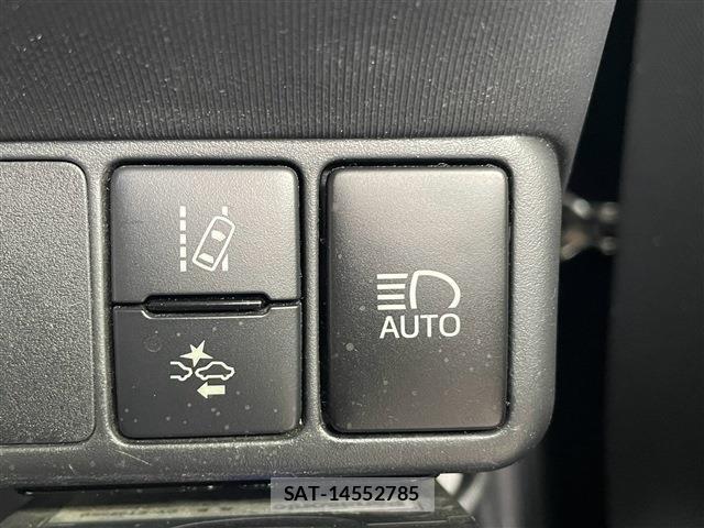 Toyota AQUA 2017-03 8872662-9