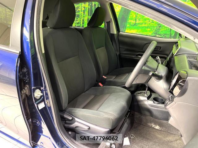 Toyota AQUA 2019-04 8872663-7