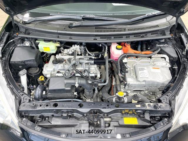 Toyota AQUA 2014-02 8872667-17