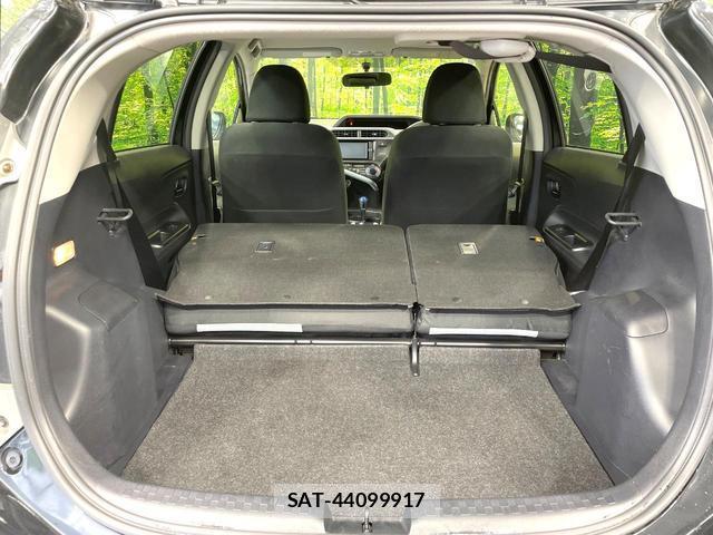 Toyota AQUA 2014-02 8872667-9