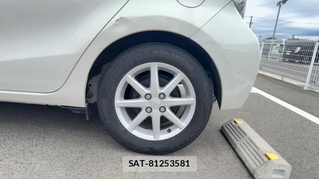 Toyota AQUA 2013-10 8872671-4