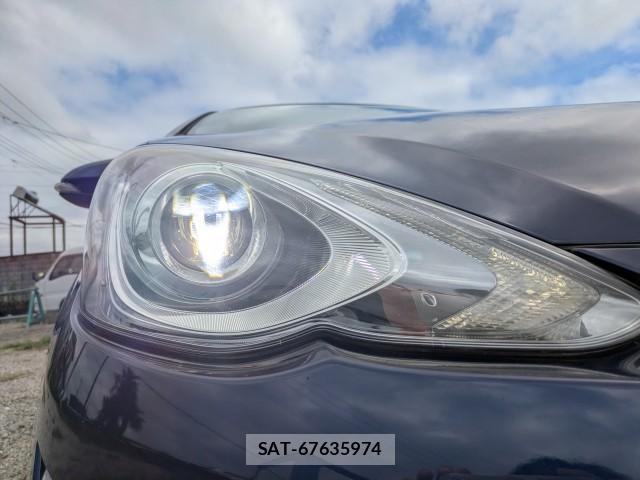 Toyota AQUA 2017-05 8872988-13