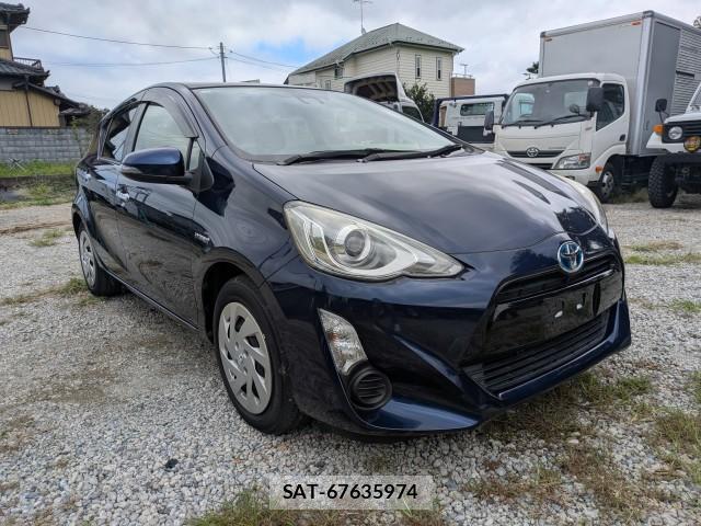 Toyota AQUA 2017-05 8872988-15