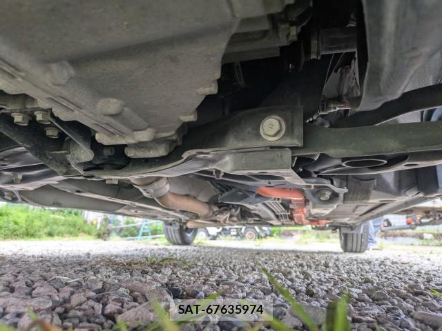 Toyota AQUA 2017-05 8872988-19