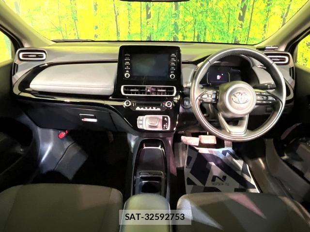 Toyota AQUA 2025-05 8873025-1