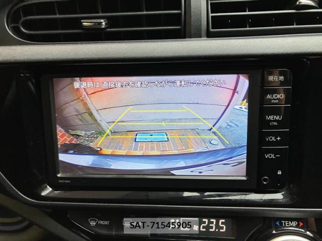 Toyota AQUA 2016-07 8873076-15