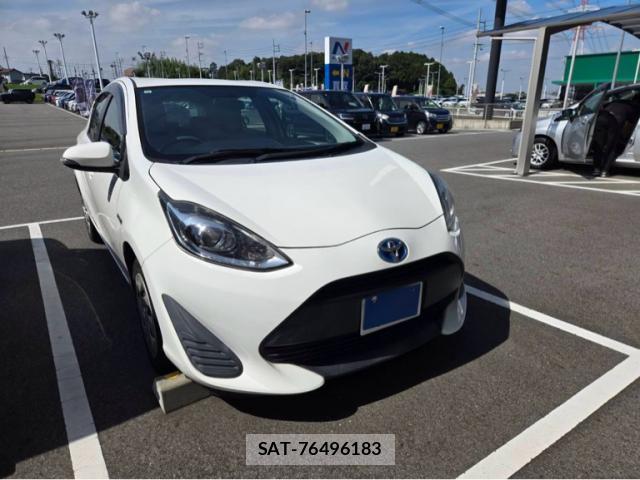 Toyota AQUA 2017-10 8873080-0